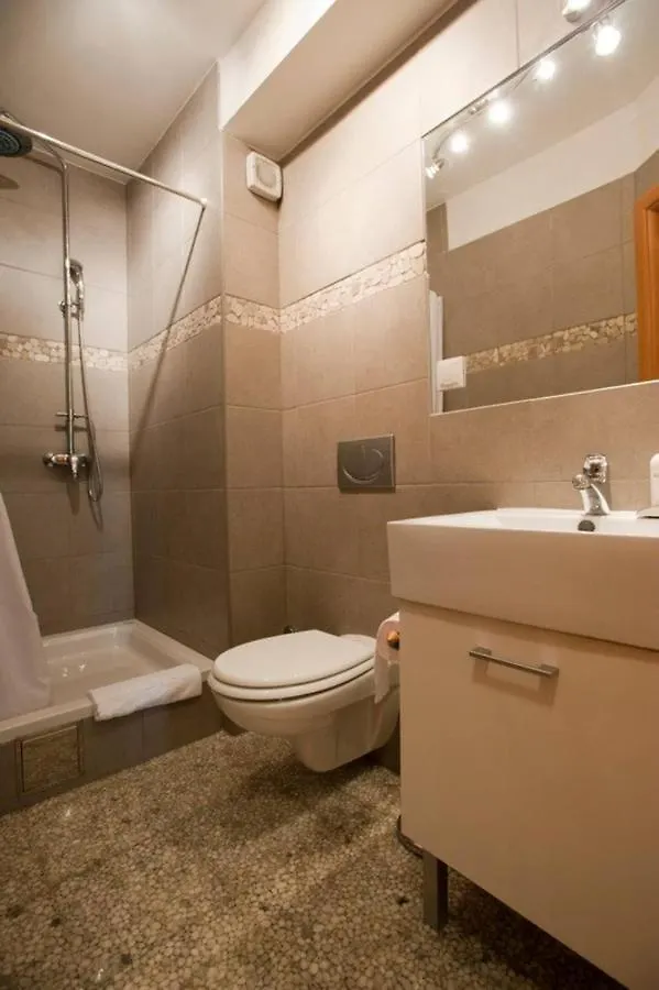 Rotondo Apartments Kastela Croatia