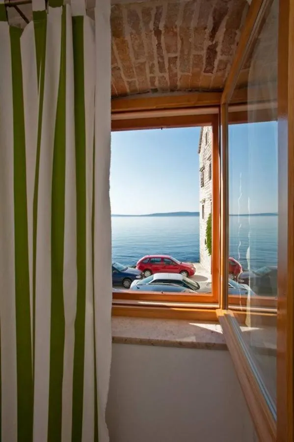 Rotondo Apartments Kastela Croatia